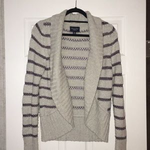 American Eagle cardigan, Size M *sold*